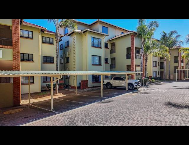 2 BEDROOM APARTMENT FOR SALE IN SUNNINGHILL